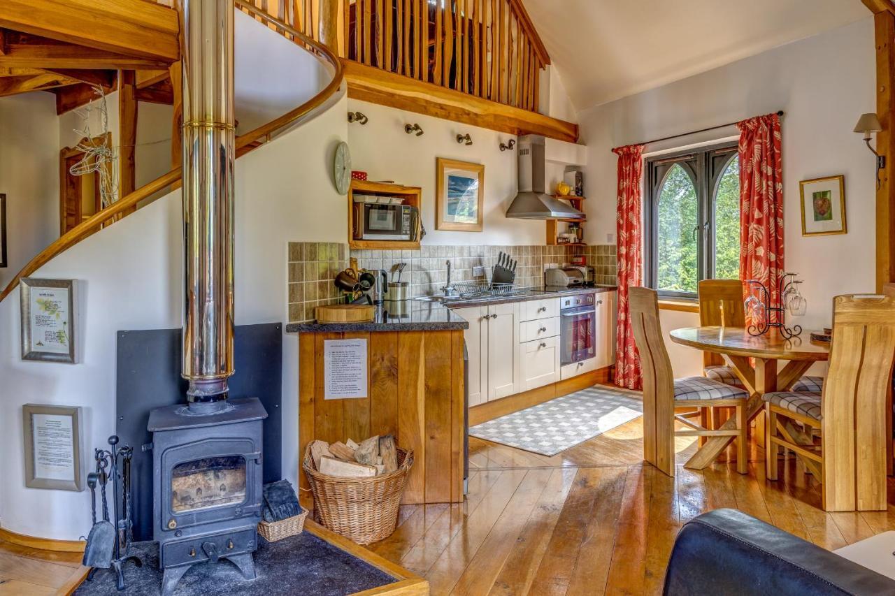 Kinlochlaich Tree House Villa Appin ภายนอก รูปภาพ
